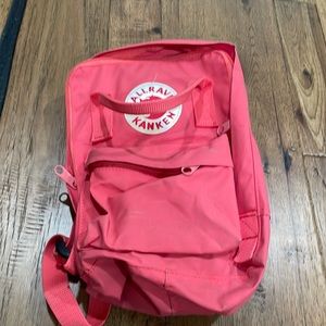 Fjallraven kanken mini backpack
